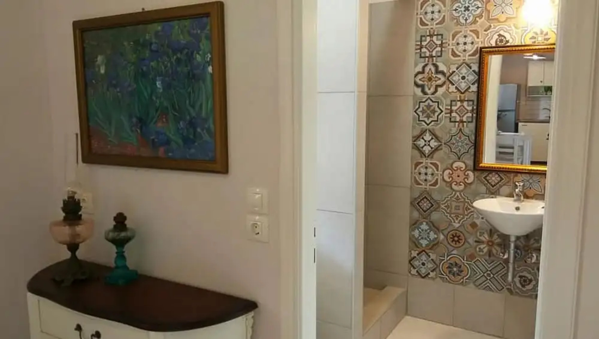 Maria's Studios & Apartments