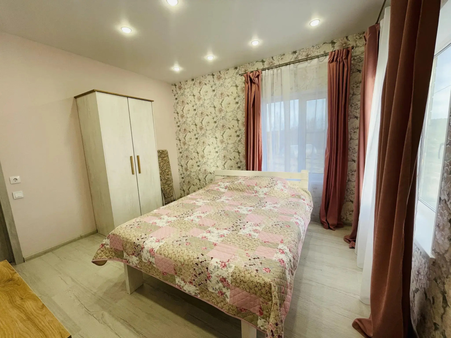 Коттедж семейный