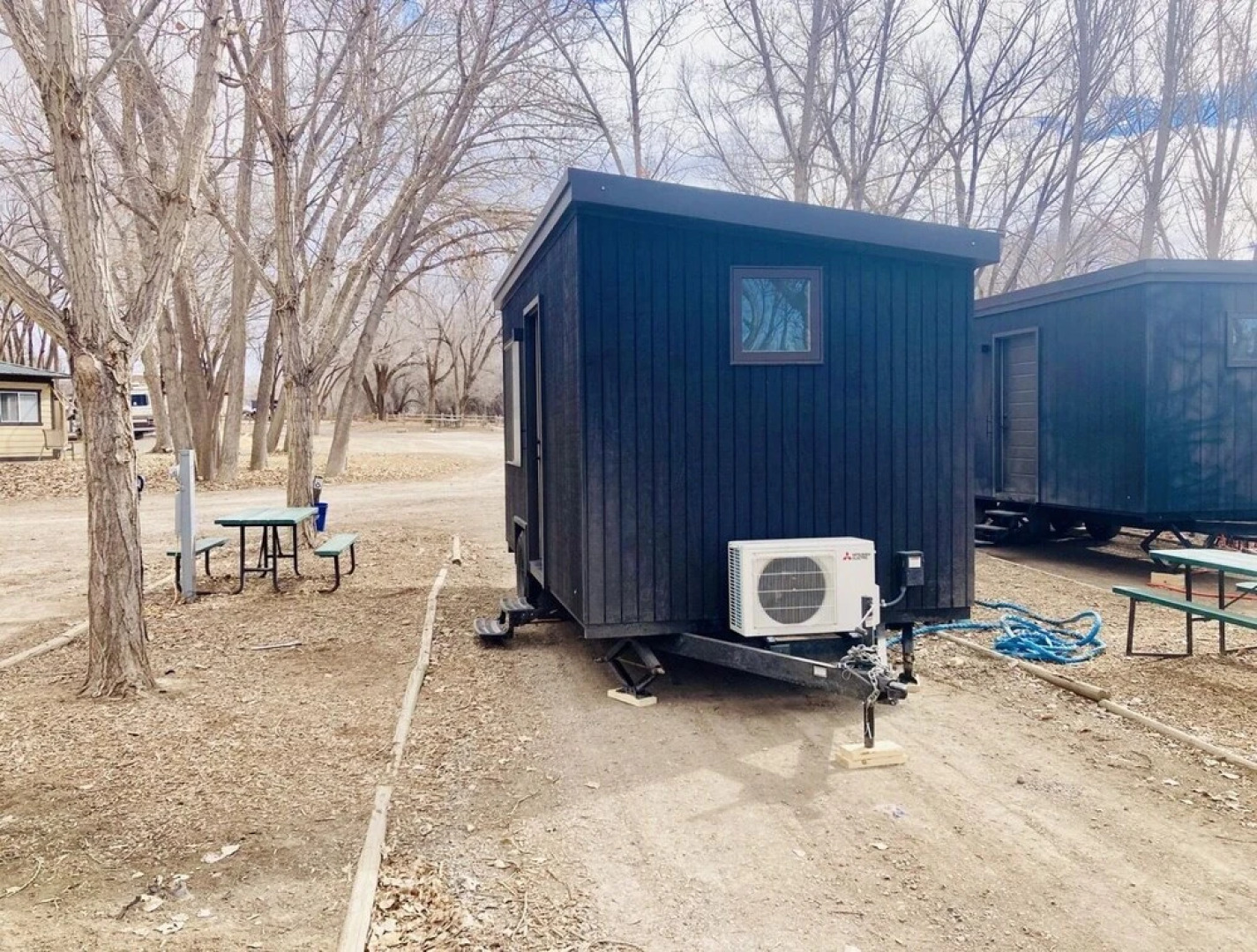 Cedar Creek Lodging & RV Park