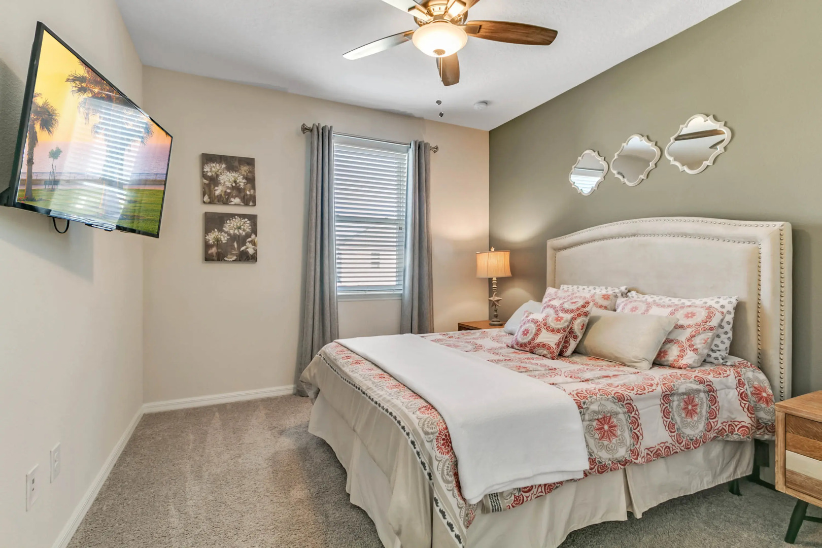 5 Bedrooms / 5.5 Bathrooms / Solara (1620 HG), Kissimmee, US