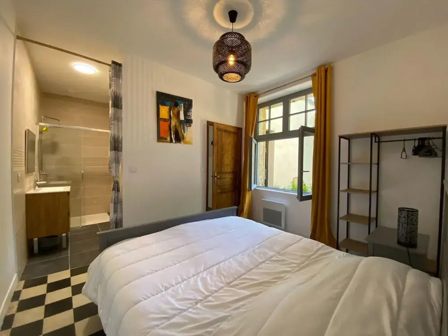 Holiday Home in Kerfany Near Beaches & Trails