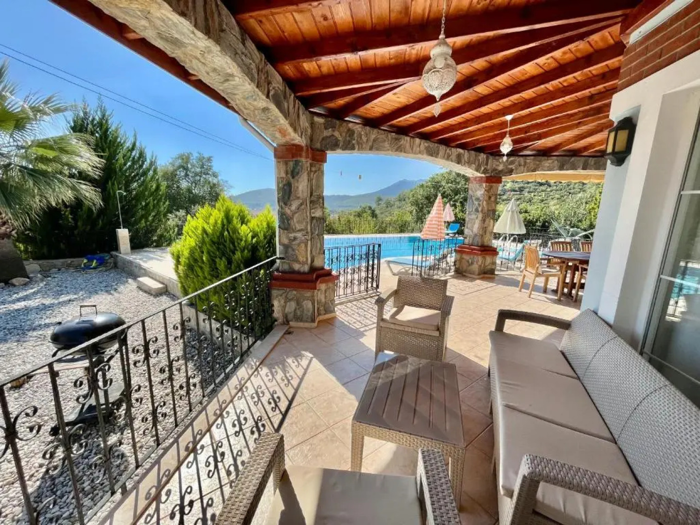 Private Pool - Private 1000m2 Garden, 4 Bedroom - 3 Bathroom - 8 Person, DETACHED Villas, Unlimited WiFi - Free Parking