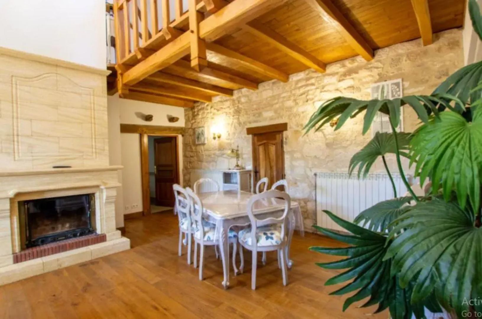 Villa de 6 chambres avec piscine interieure jardin amenage et wifi a Carlux