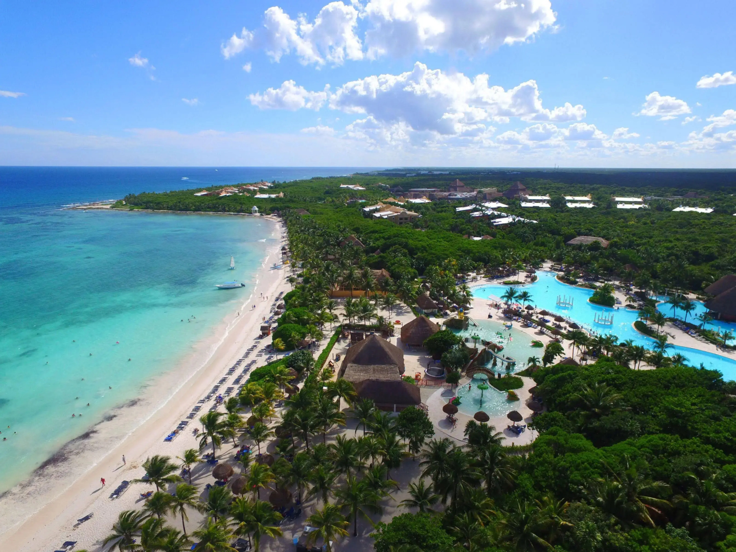 Grand Palladium Select White Sand Resort & Spa - All Inclusive