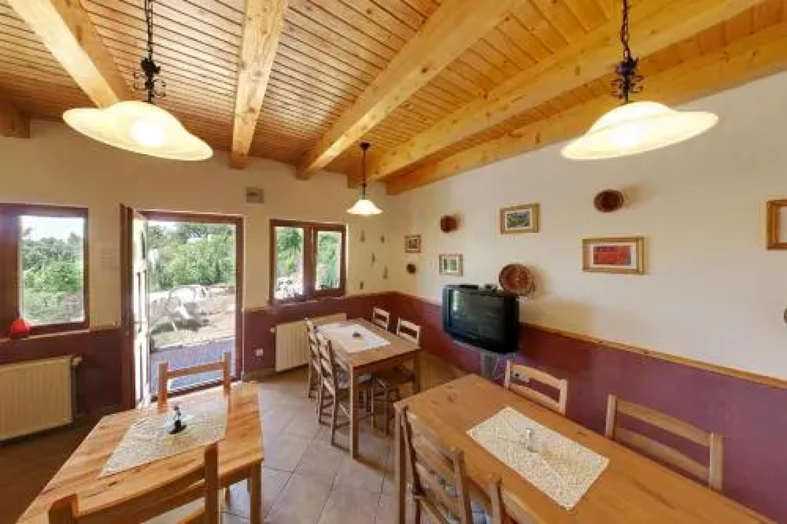 Nyitott Kapu Vendégház