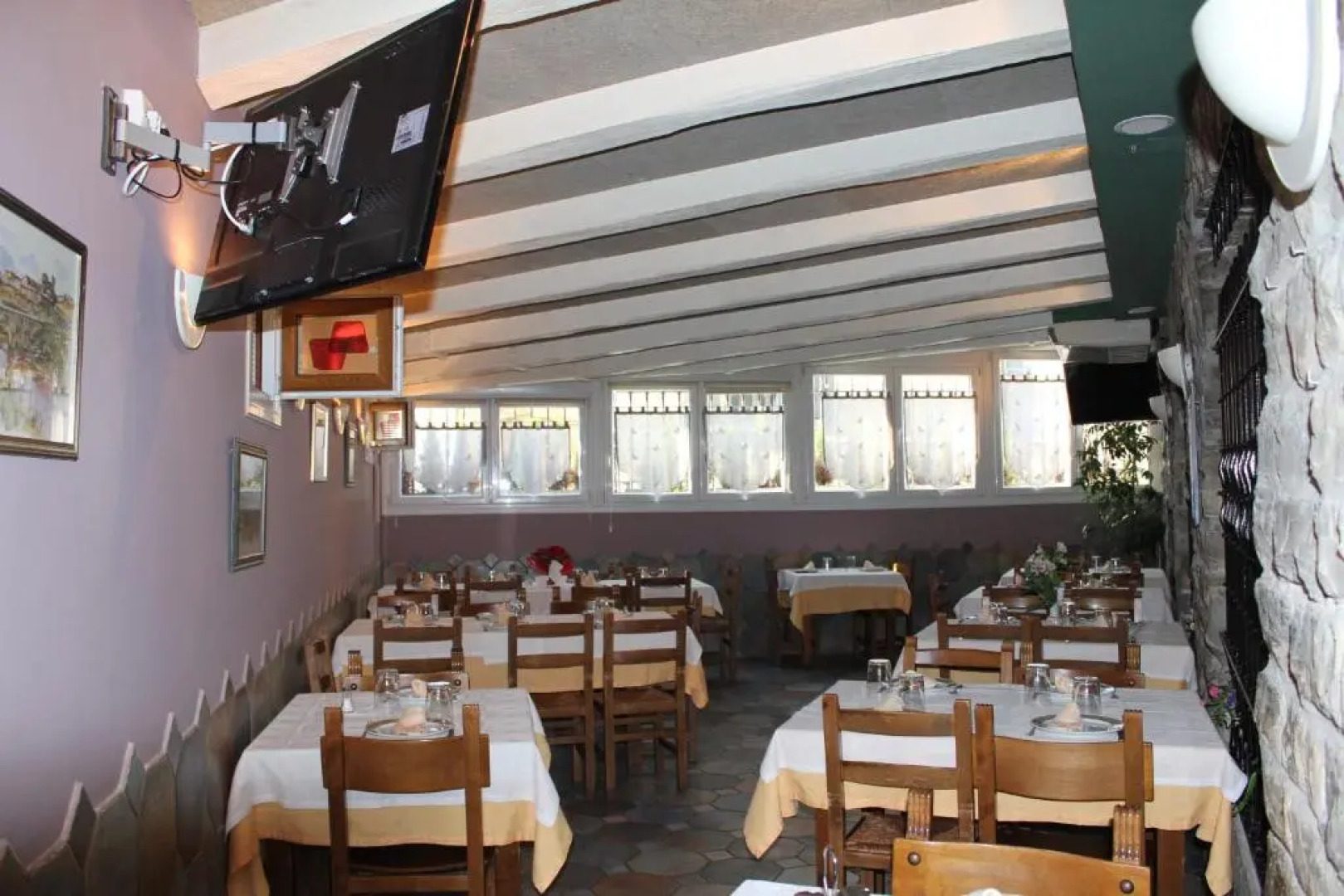 Asador Pensión Lagunak