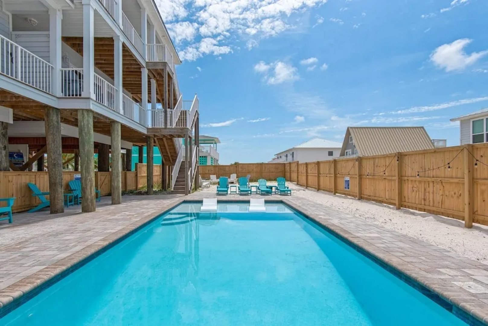 Toes In The Sand - Main House