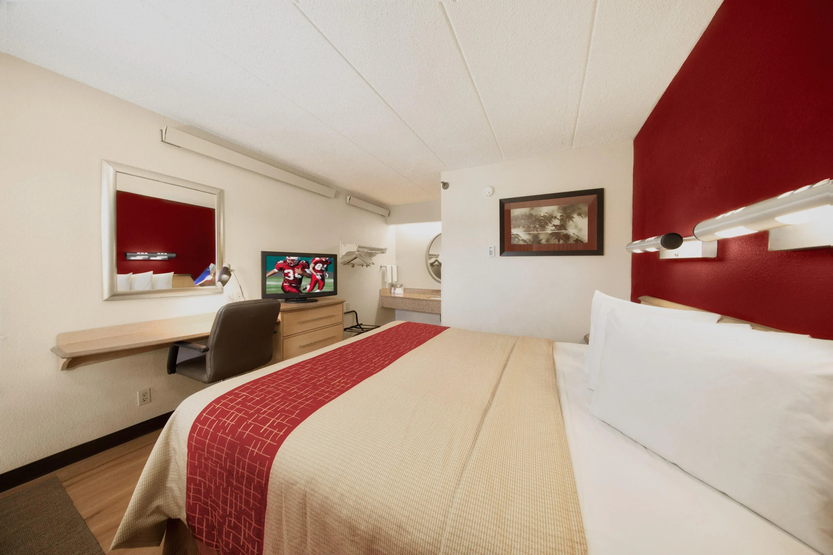 Red Roof Inn Cincinnati Northeast - Blue Ash