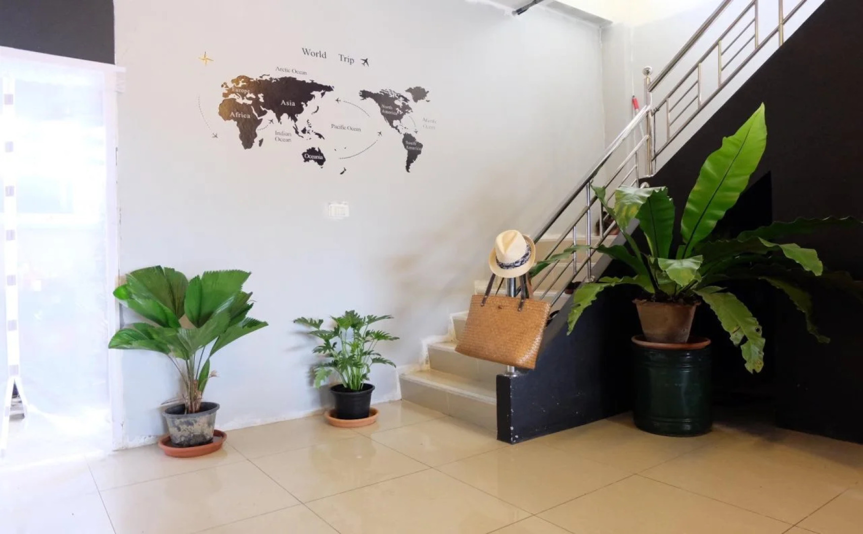 Ma Norn Phuket Hostel