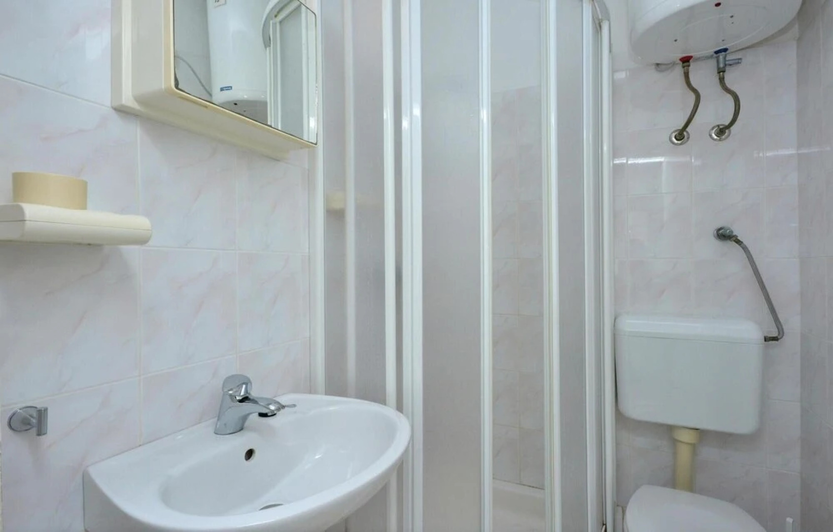 Nice Home in Zastrazisce With 3 Bedrooms and Wifi