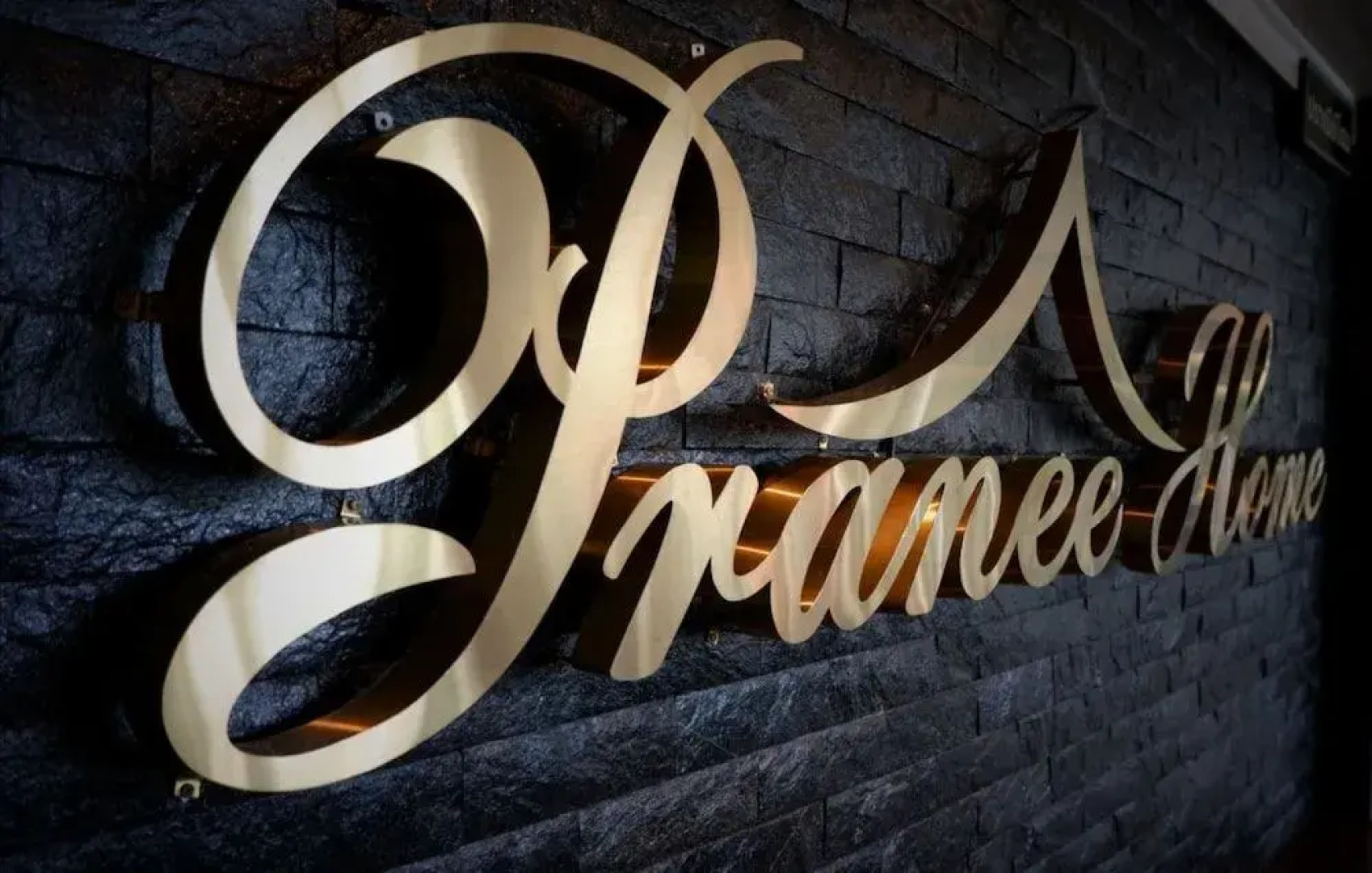 Pranee Home Phangnga