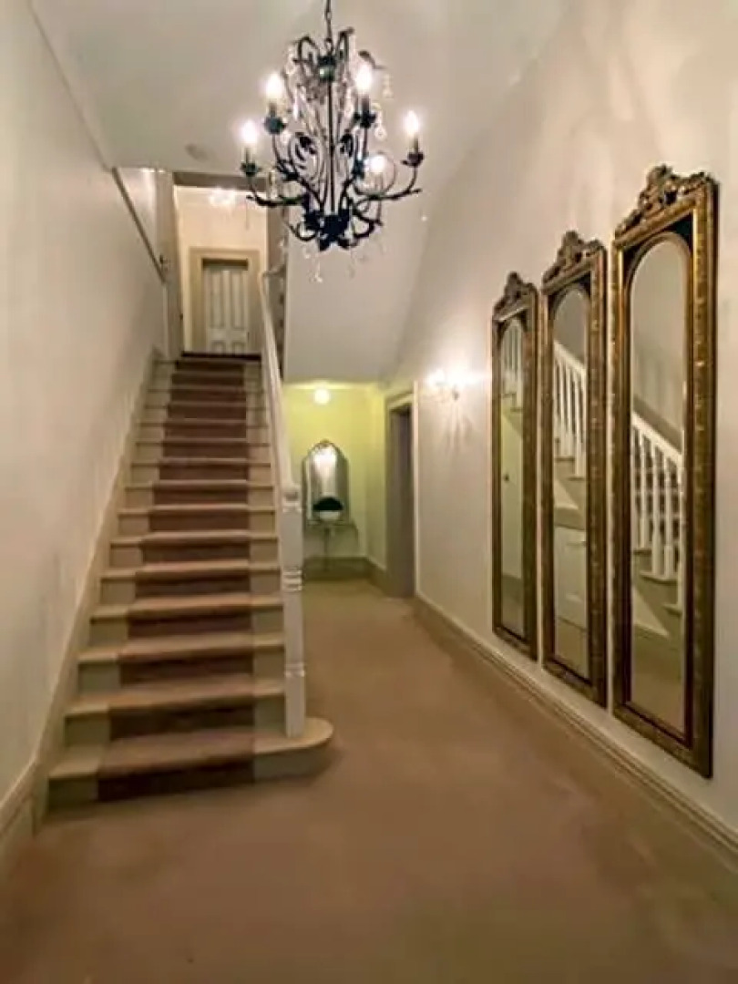 Te Rata House - All 6 Rooms