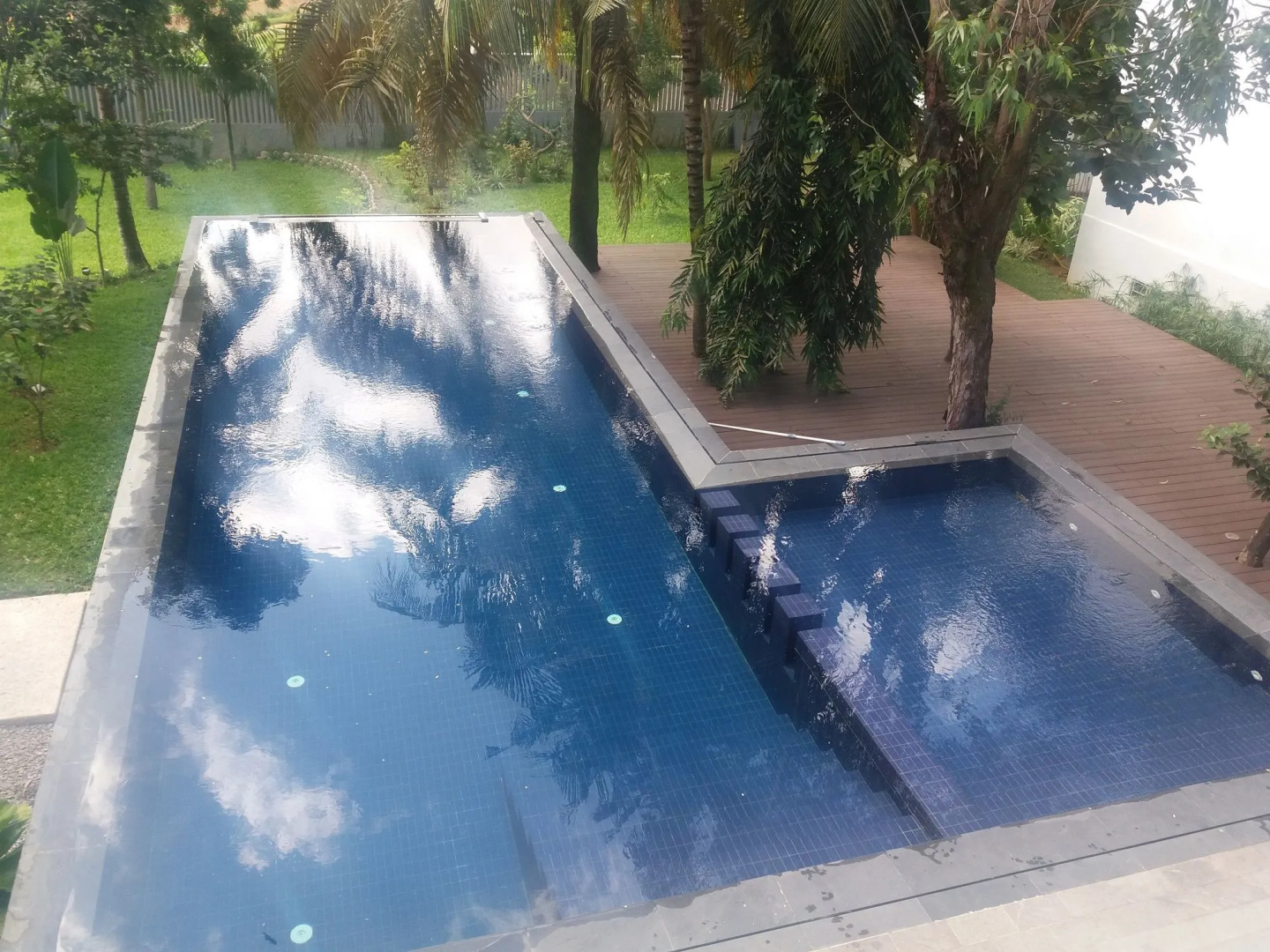 Lepic Villa Hotel