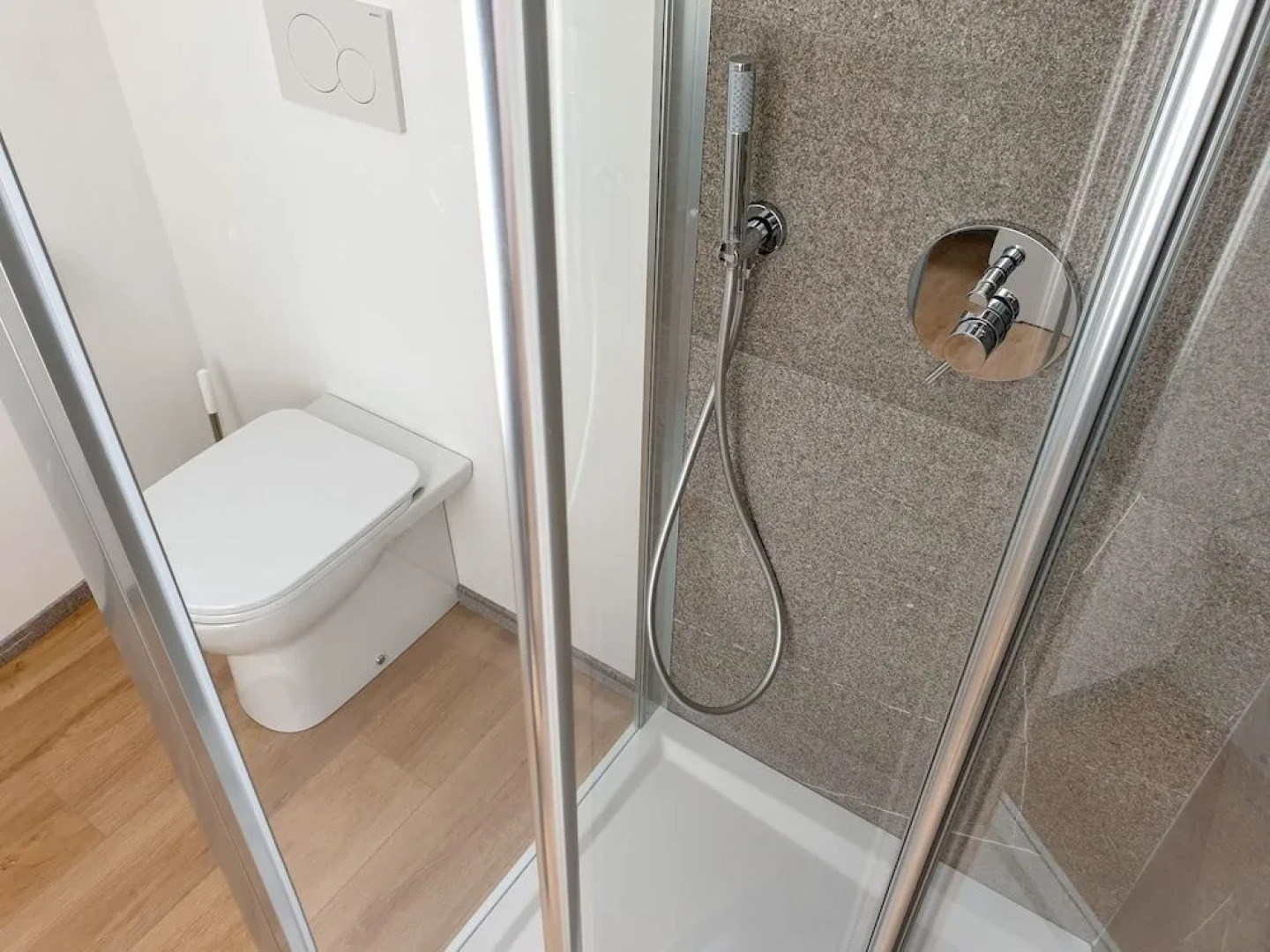 Borgo Di Ponte Holiday Apartments  Rooms