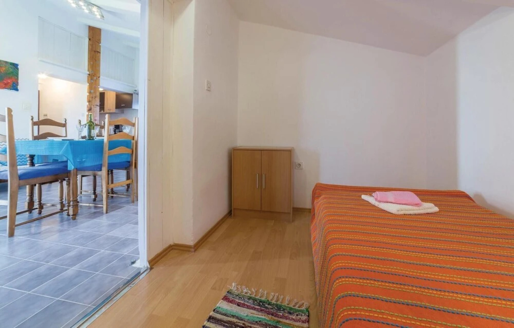 Awesome Home in Tar With Wifi and 3 Bedrooms