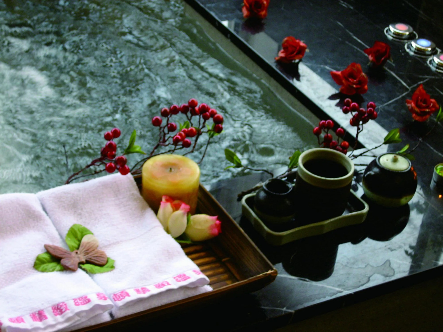 Host-On Exquisite Hotspring Hotel