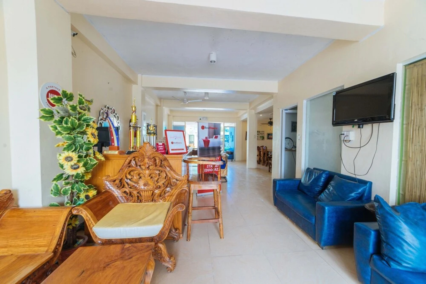 Jeonvill Travellers Inn by RedDoorz