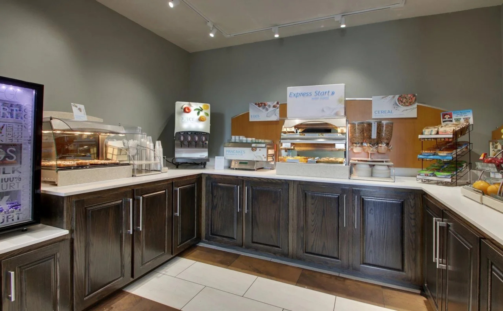 Holiday Inn Express & Suites Lebanon by IHG