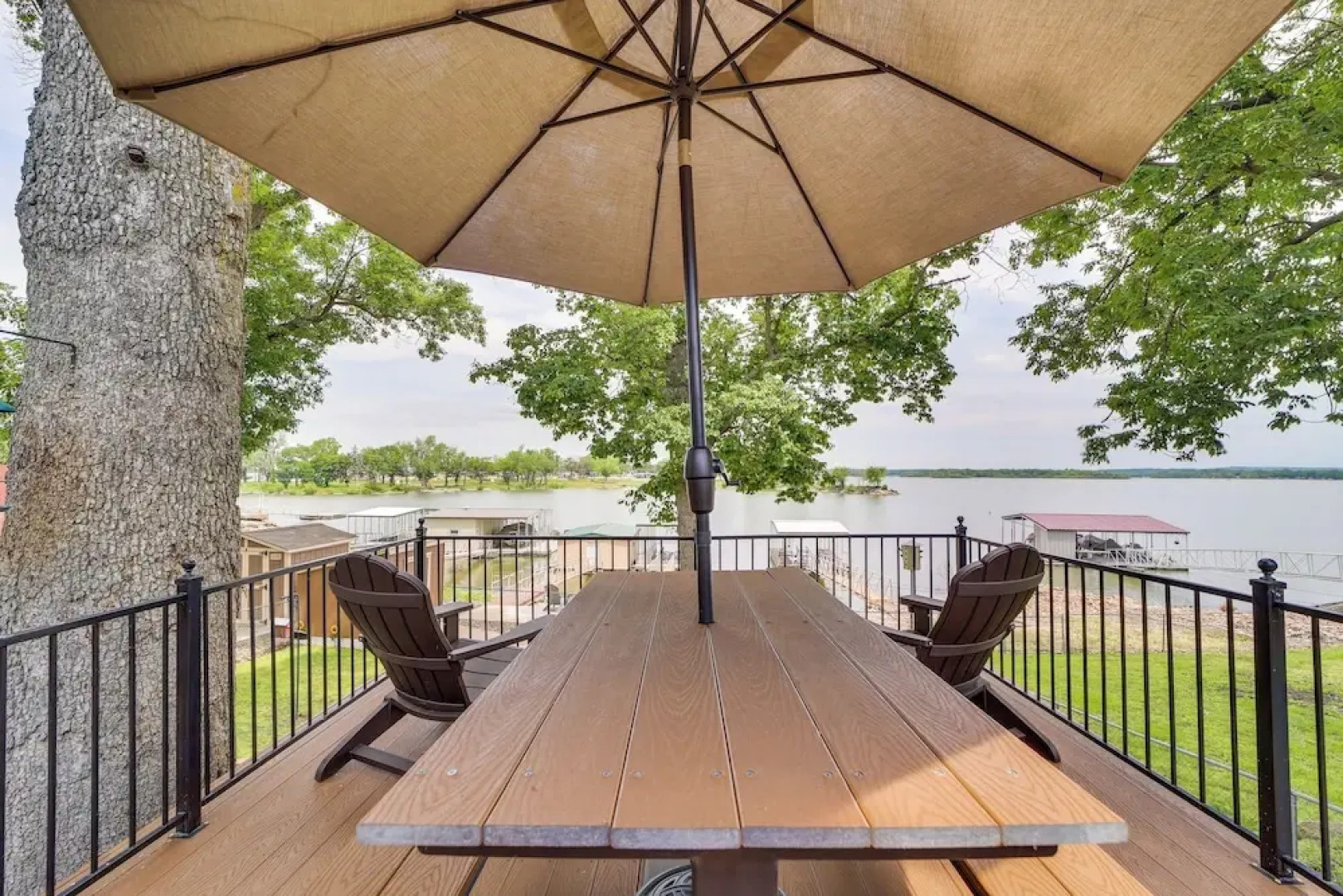 2 Boat Docks: Grand Lake Waterfront Home