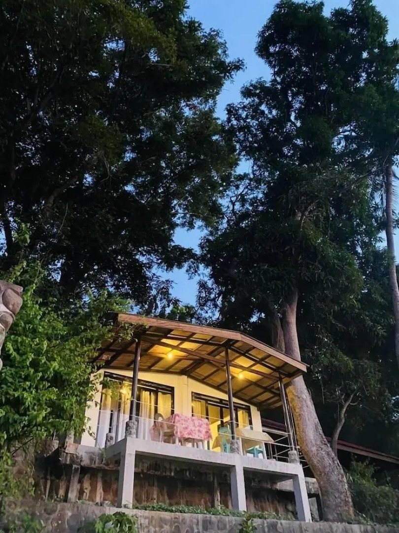 Villa Milagros Dive Inn Anilao