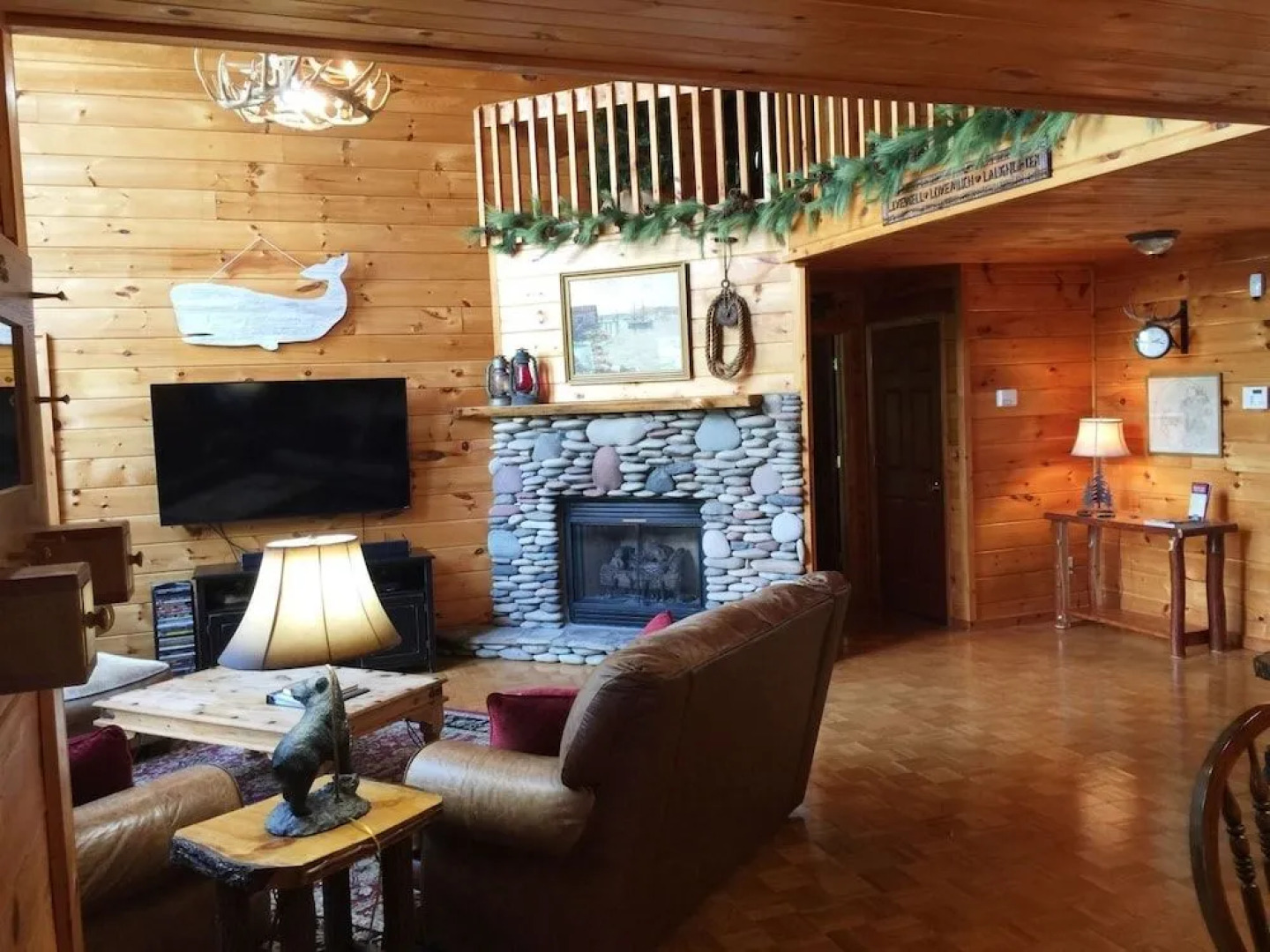 Captain Morley`s Mountain Inn