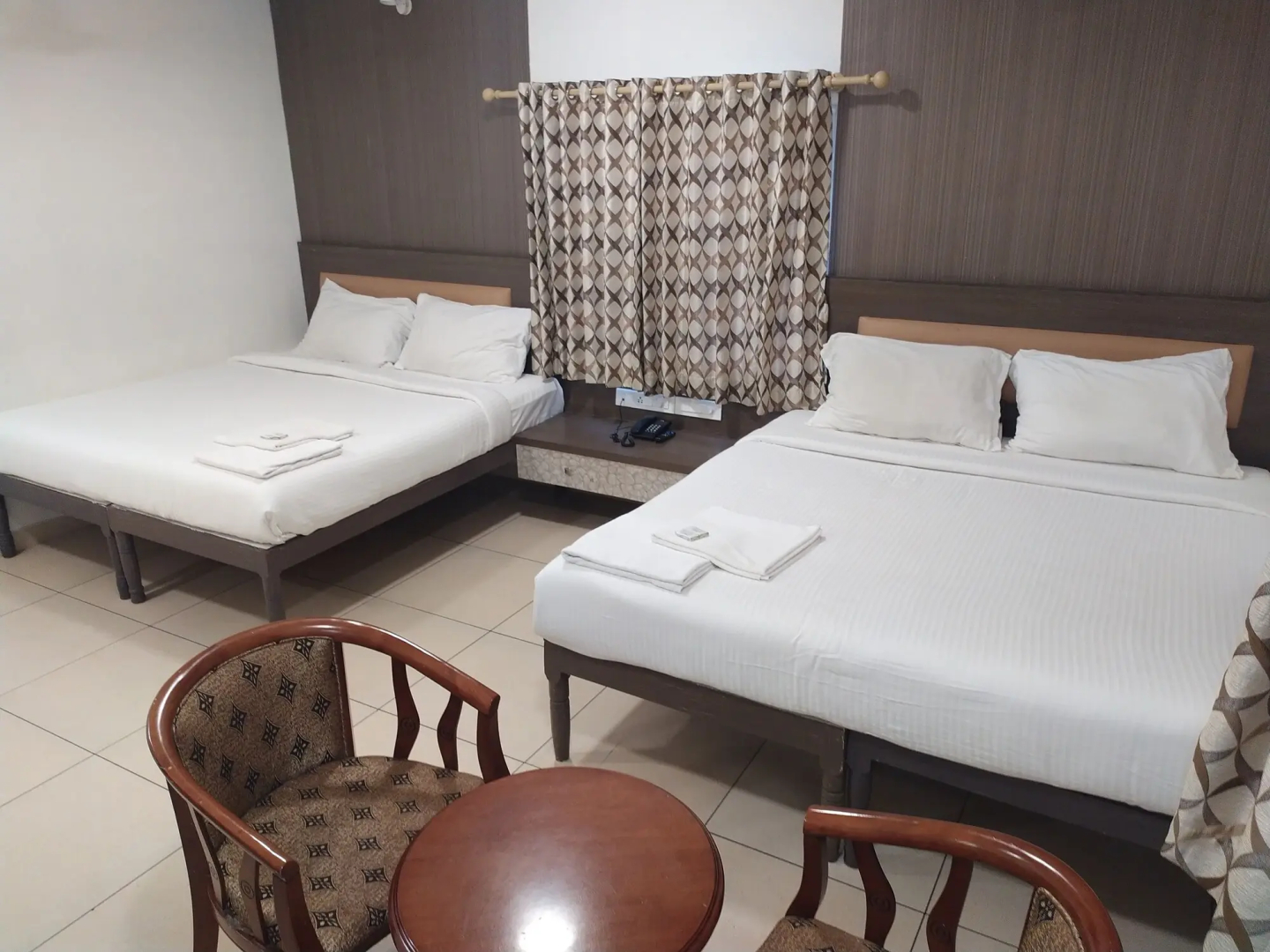 Hotel Sownthariyam