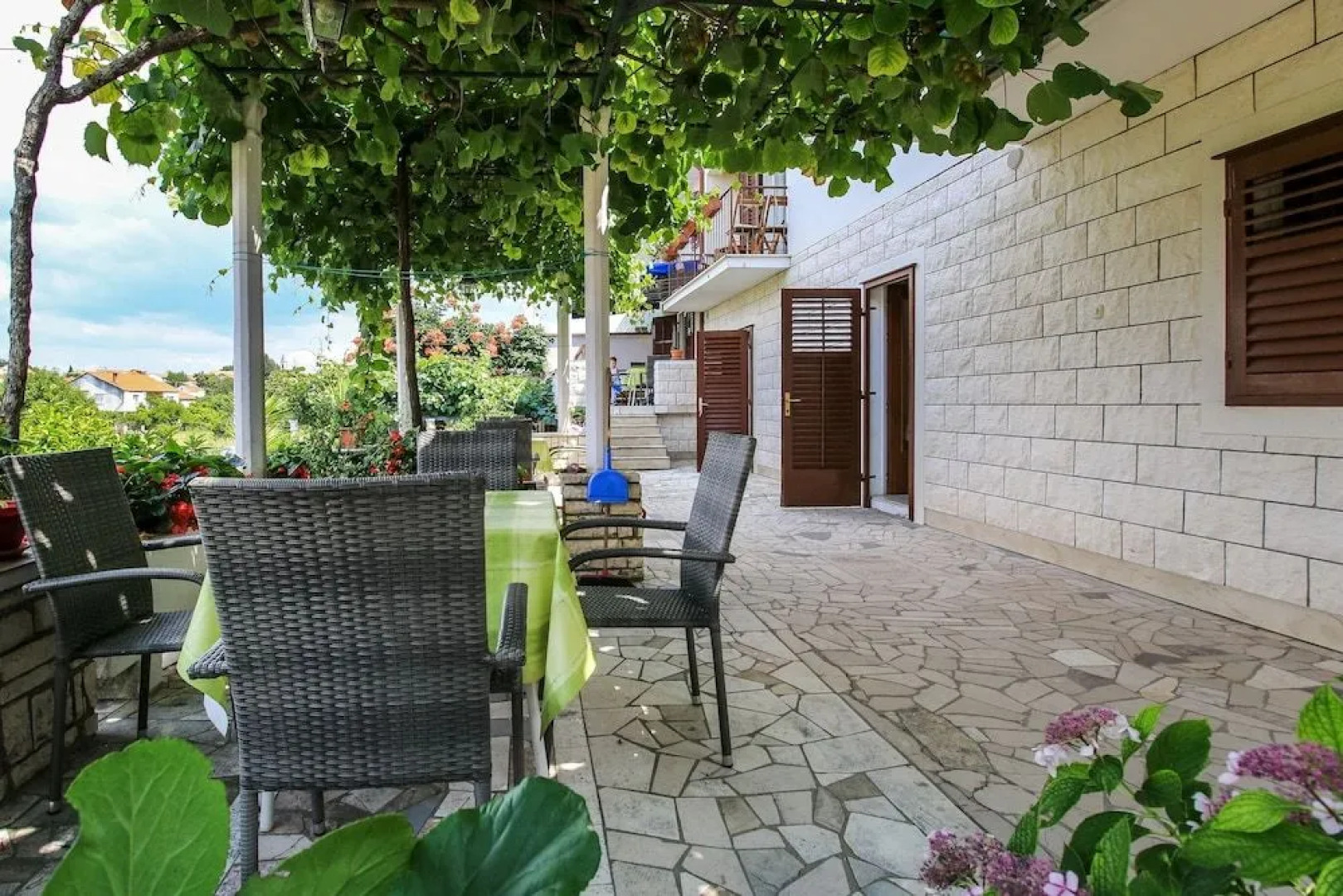 Apartments Beach Way