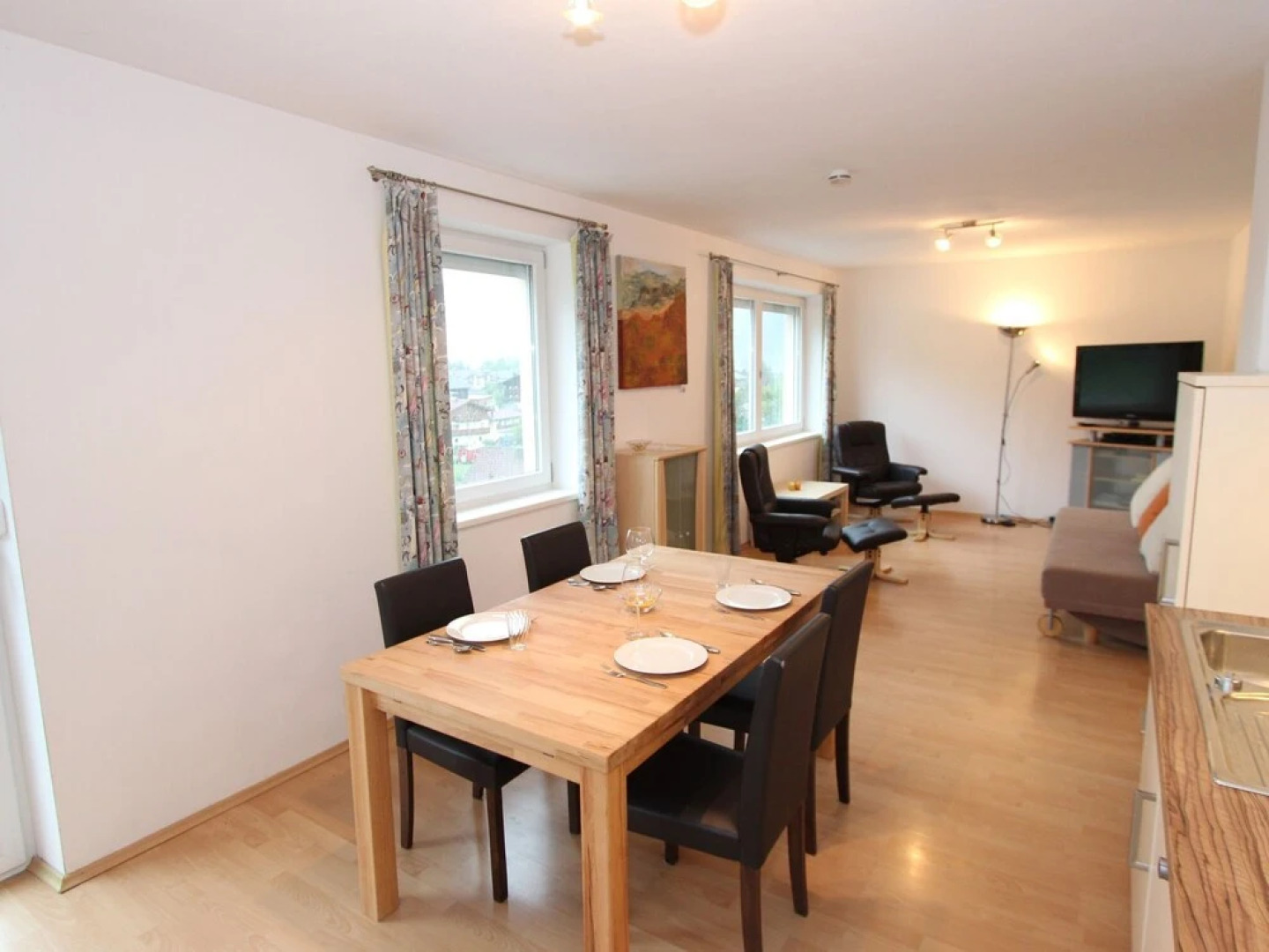 Mod Apartment in Bruck An Der Großglocknerstraße with Garden