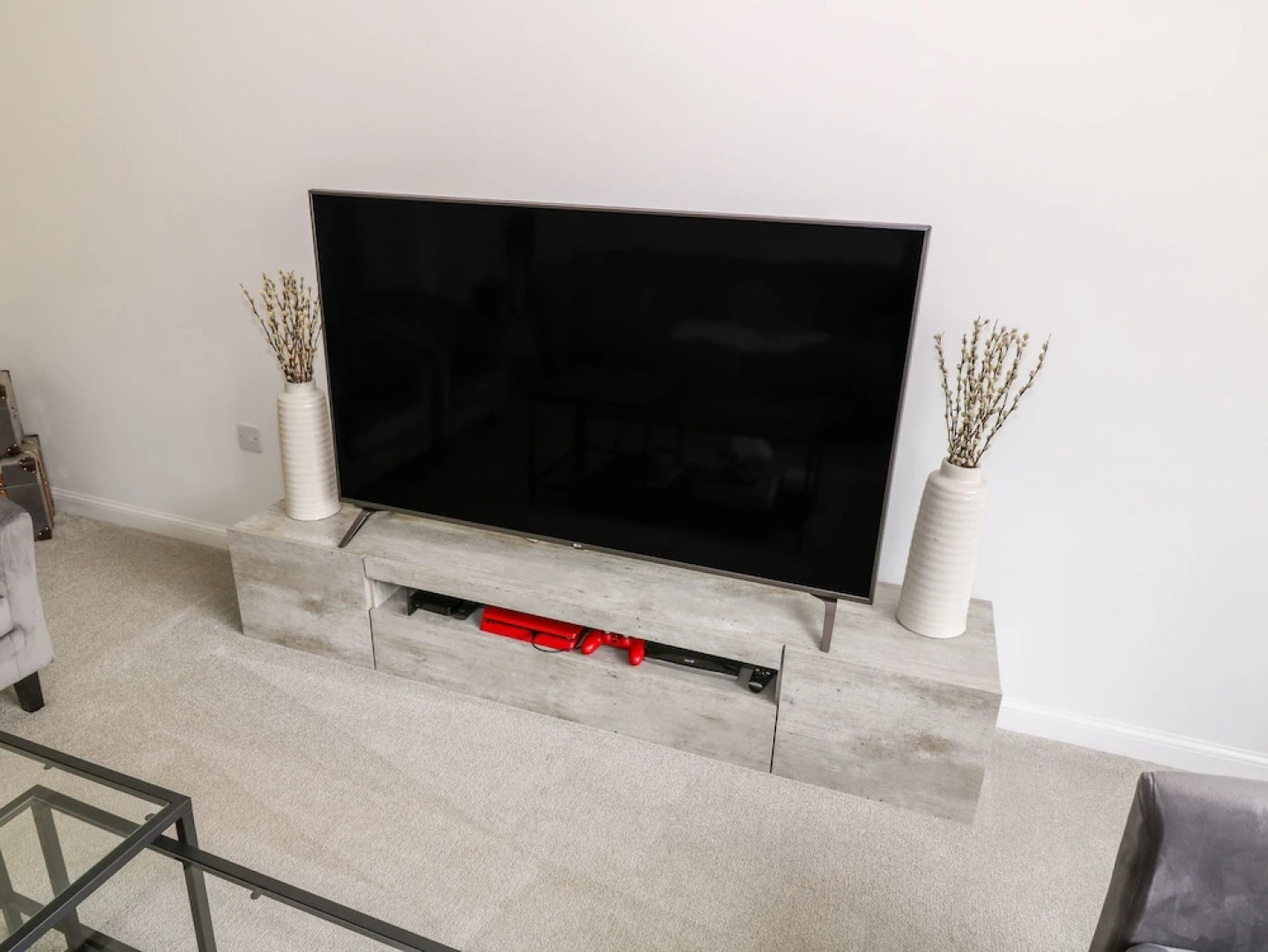 6 Whitecraigs Crescent