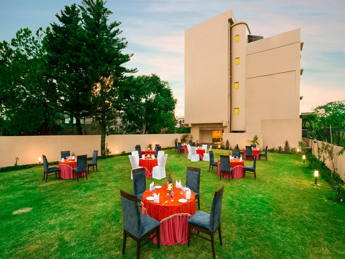 Clarks Inn Suites Katra