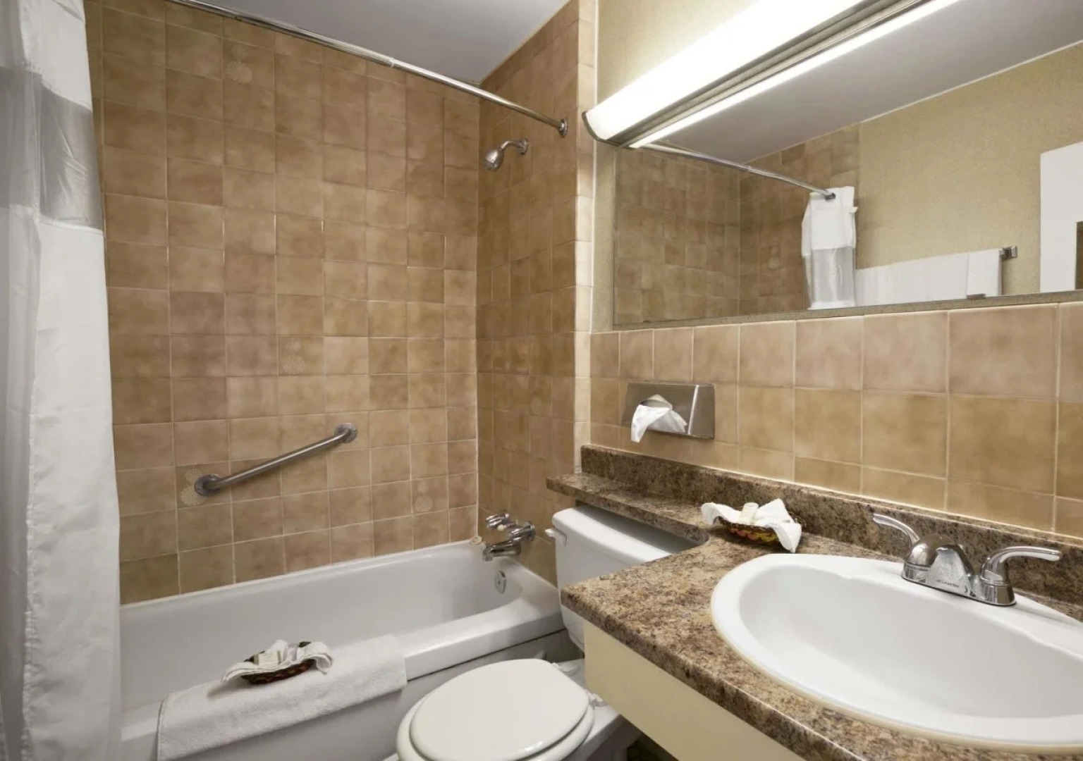 Howard Johnson Cornwall