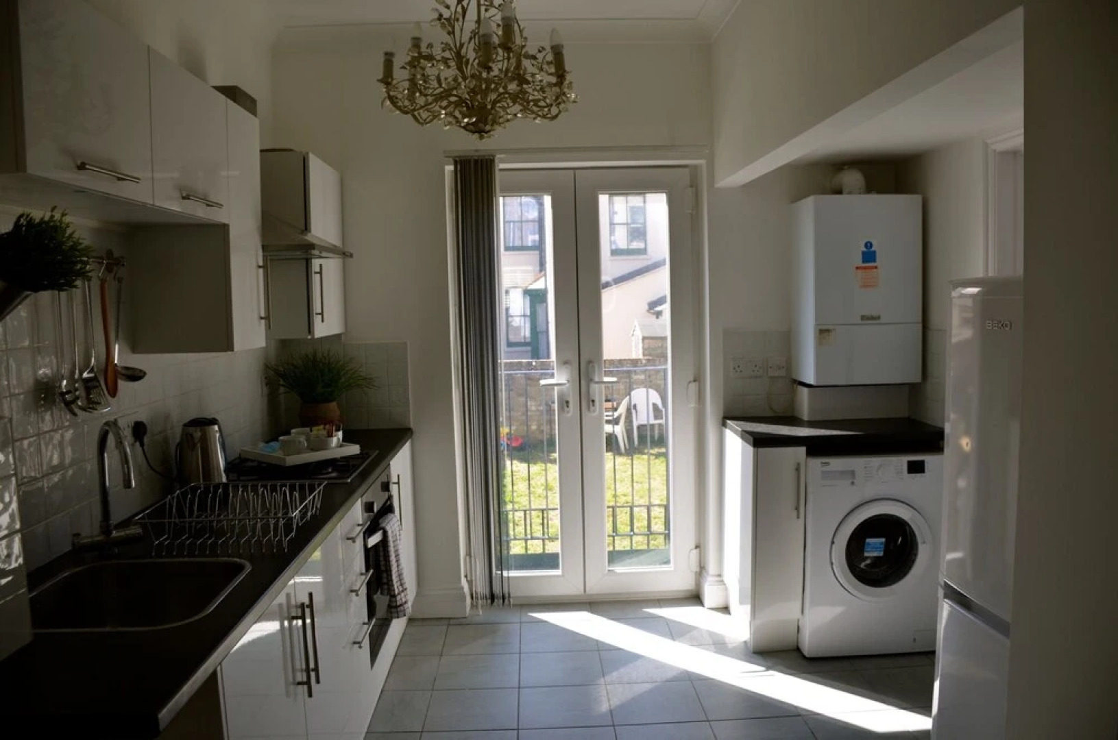 Stylish Apartment 16min from Stratford International