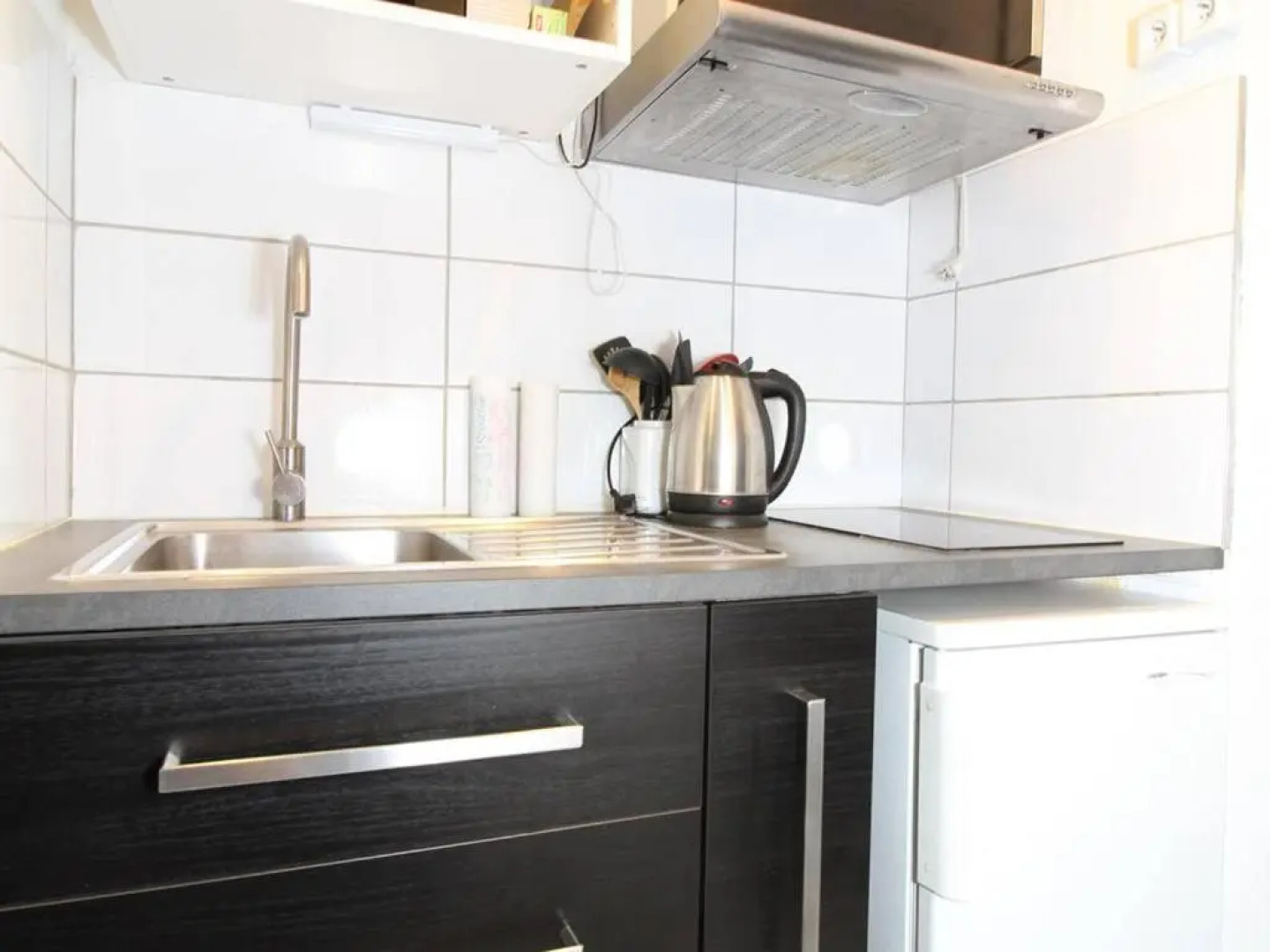 Appartement Balaruc-les-Bains, 1 pièce, 2 personnes - FR-1-553-120