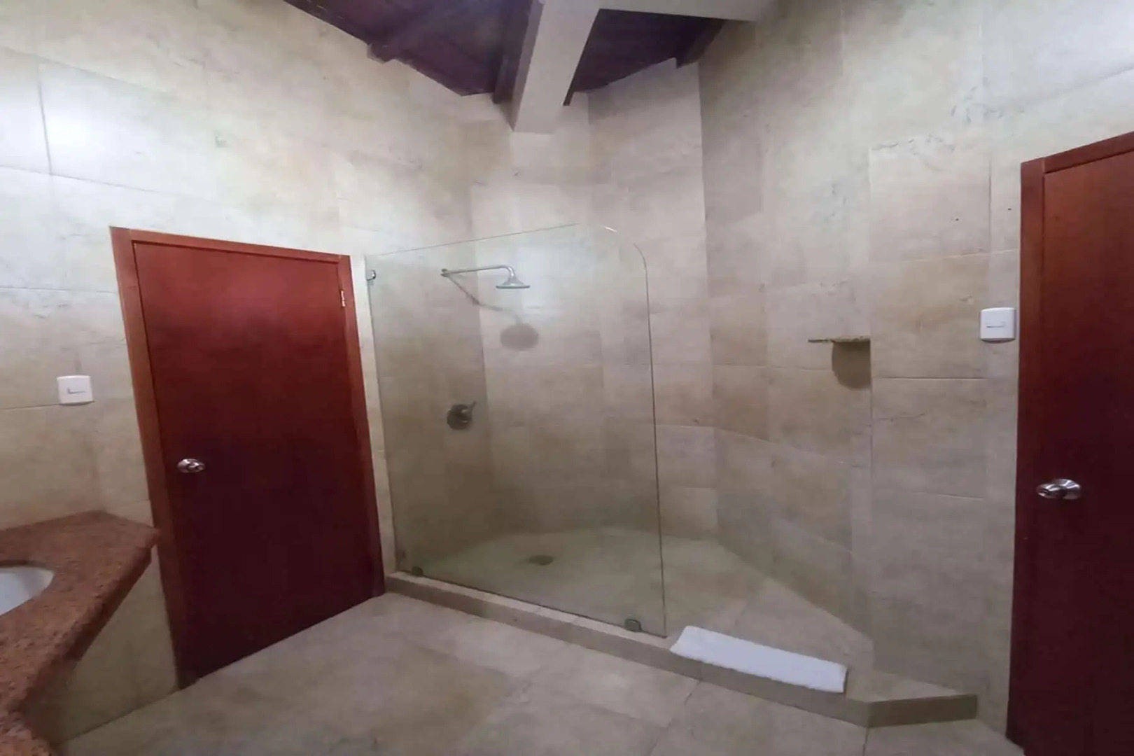 Howard Johnson by Wyndham Montanita