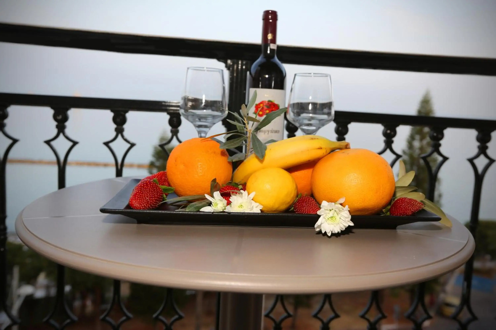 Pier Beach Hotel Apartments