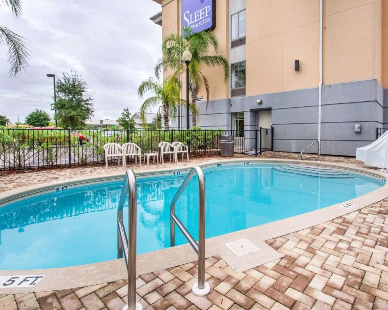 Sleep Inn & Suites Jacksonville West