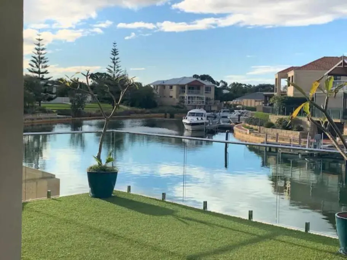 Sandpiper Island Tranquil Waterfront Views & Jetty
