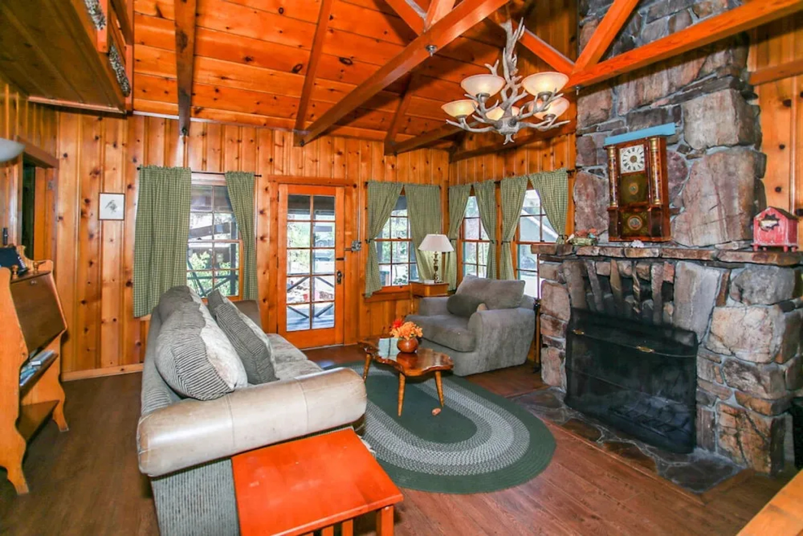 Abe's Amazing Cabin 1421 by RedAwning