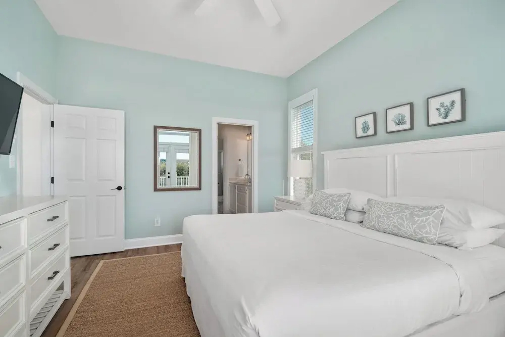 'coastal Vista' - Walk to Emerald Isle Beach!