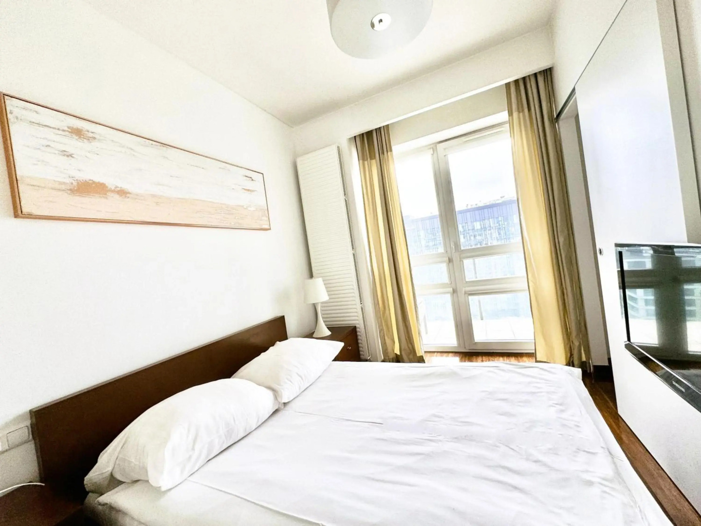 Platinum Towers Country 2 Country