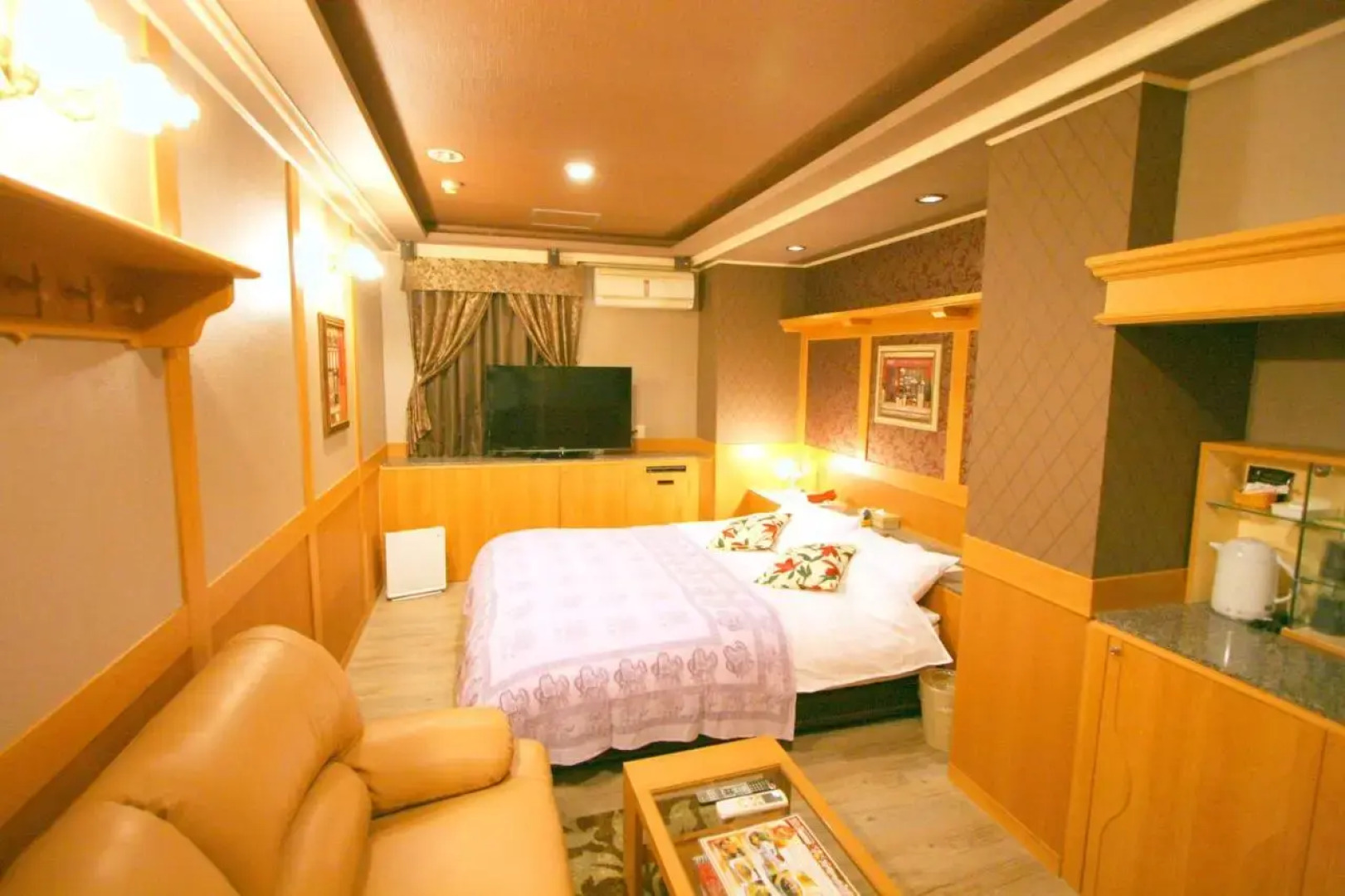 Sari Resort Kawanishi -Adults Only