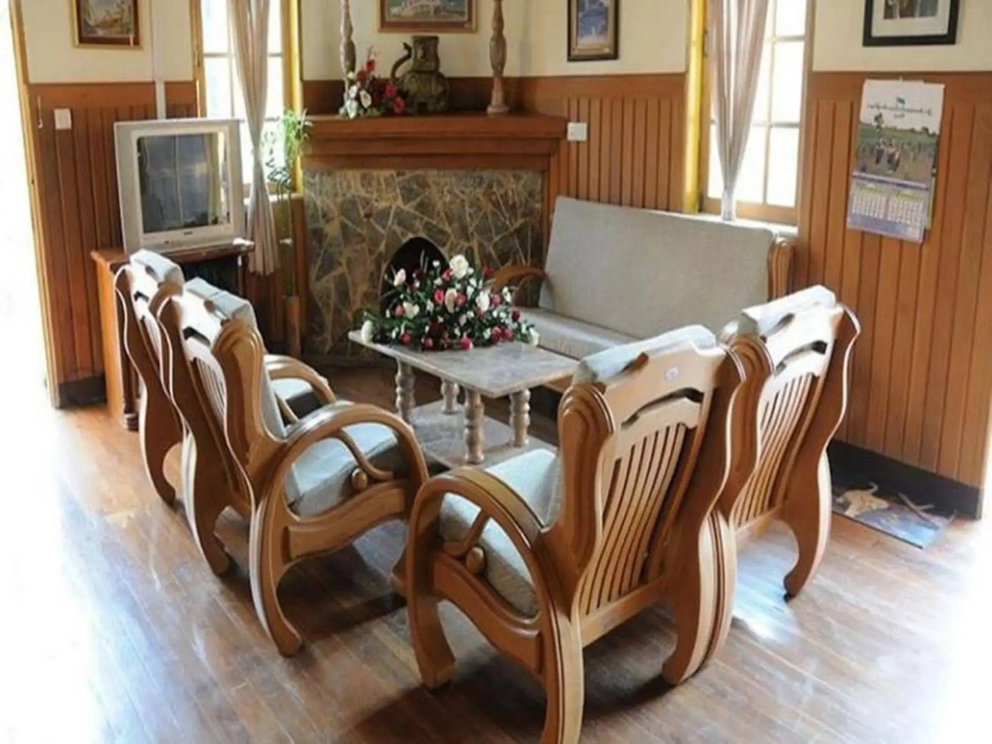 HoneyMoon Villa