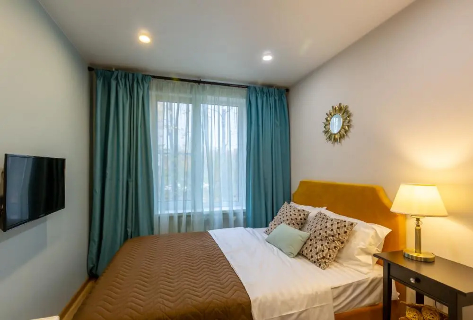 Kvart-Hotel (Кварт-Отель) в микрорайоне Серебрянка