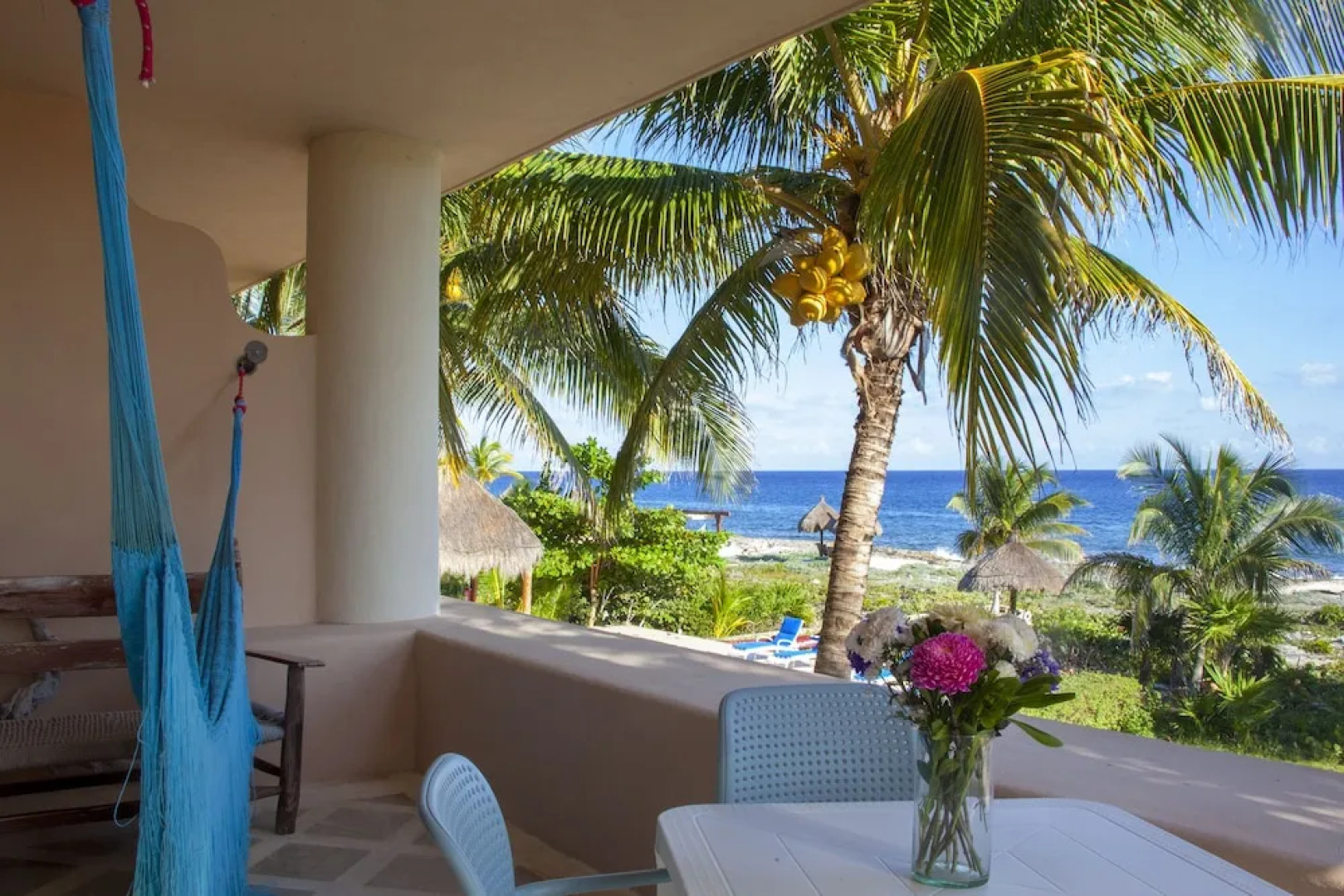 Homing Bird Apartments