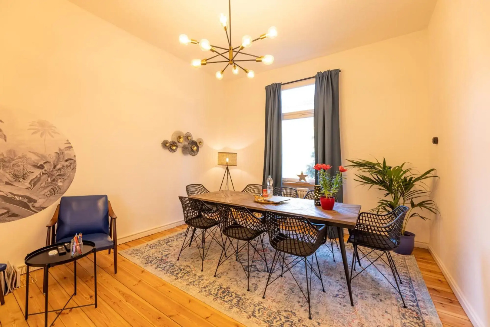 Zentral in Coburg: Exklusive Stadtwohnung – ideal für Gruppen