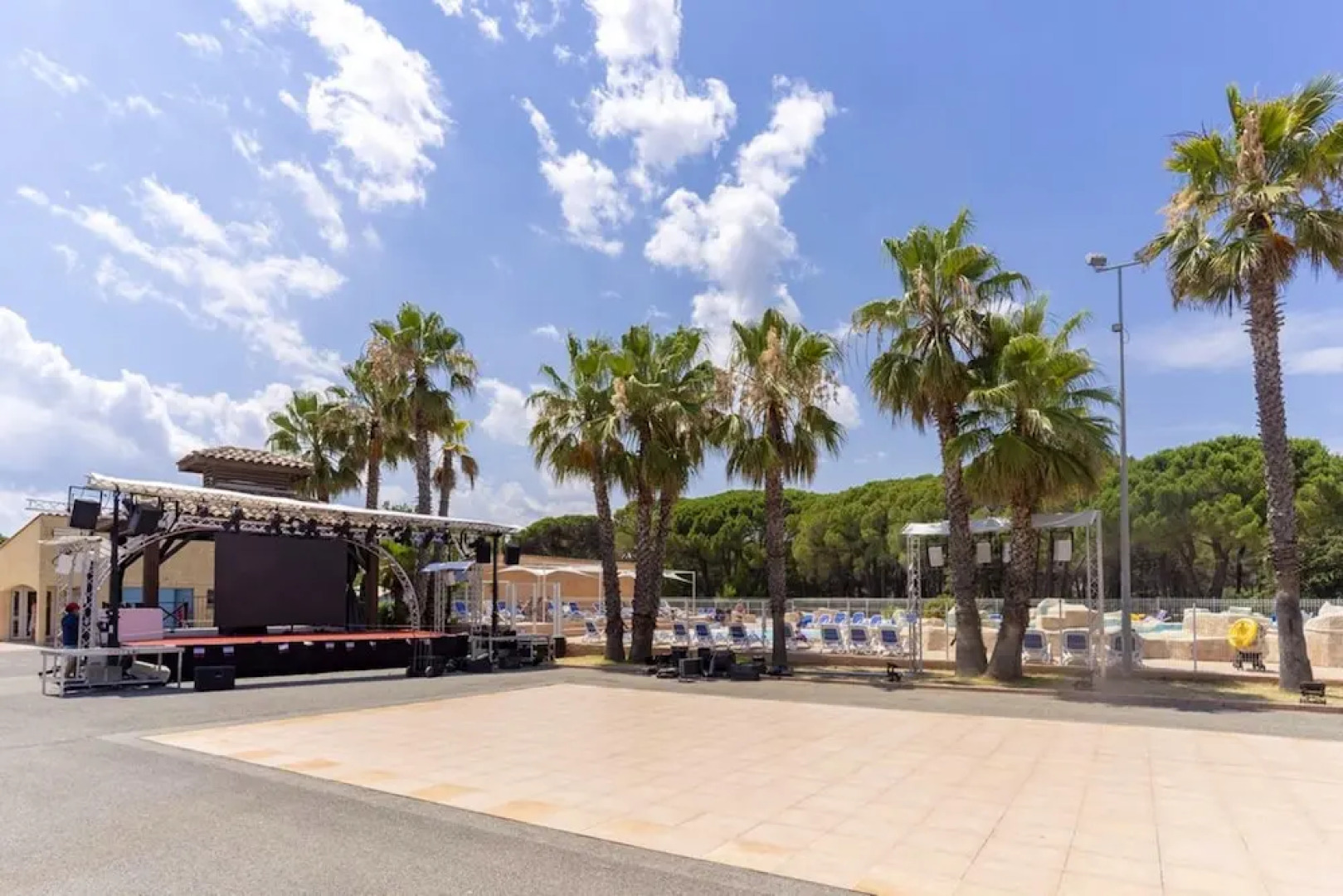 Bungalow With 3 Bedrooms in Puget-sur-argens, With Shared Pool and Furnished Garden - 20 km From the Beach