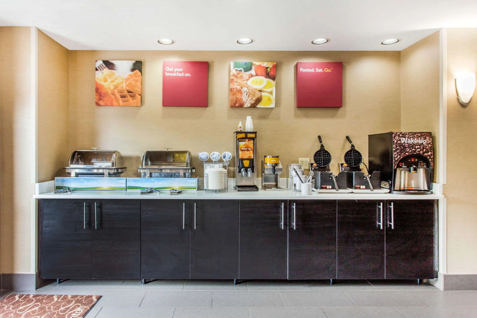 Comfort Suites Clinton near Presbyterian College