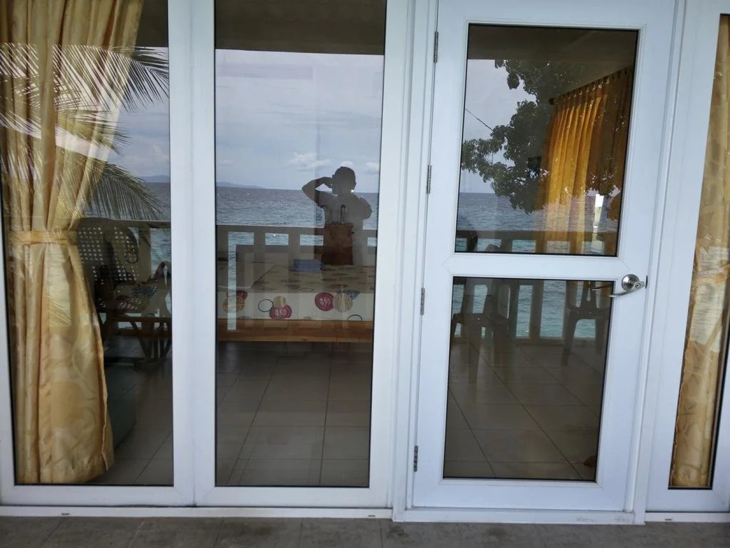 Stop n Shop Tourist Inn