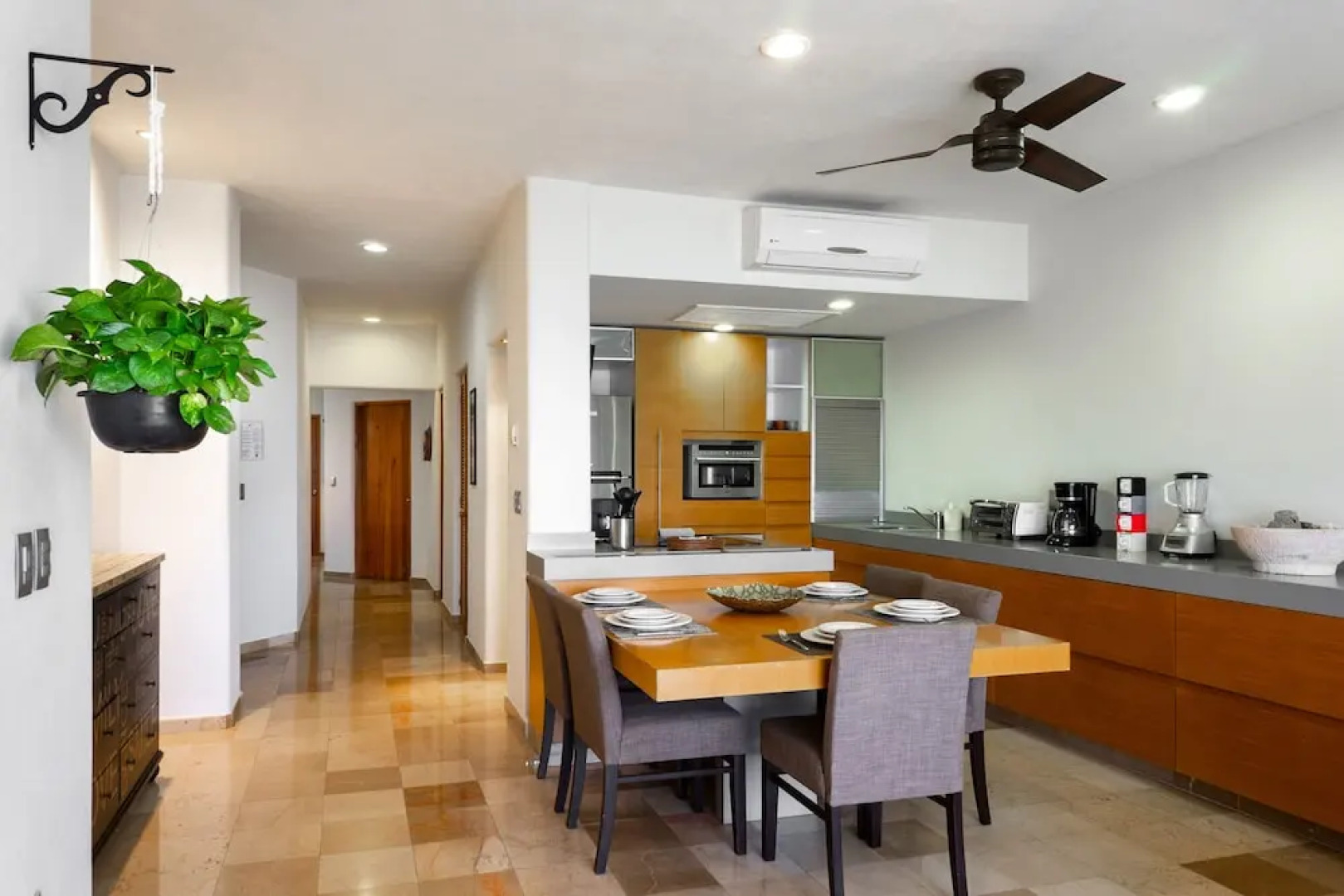 Homing Bird Apartments