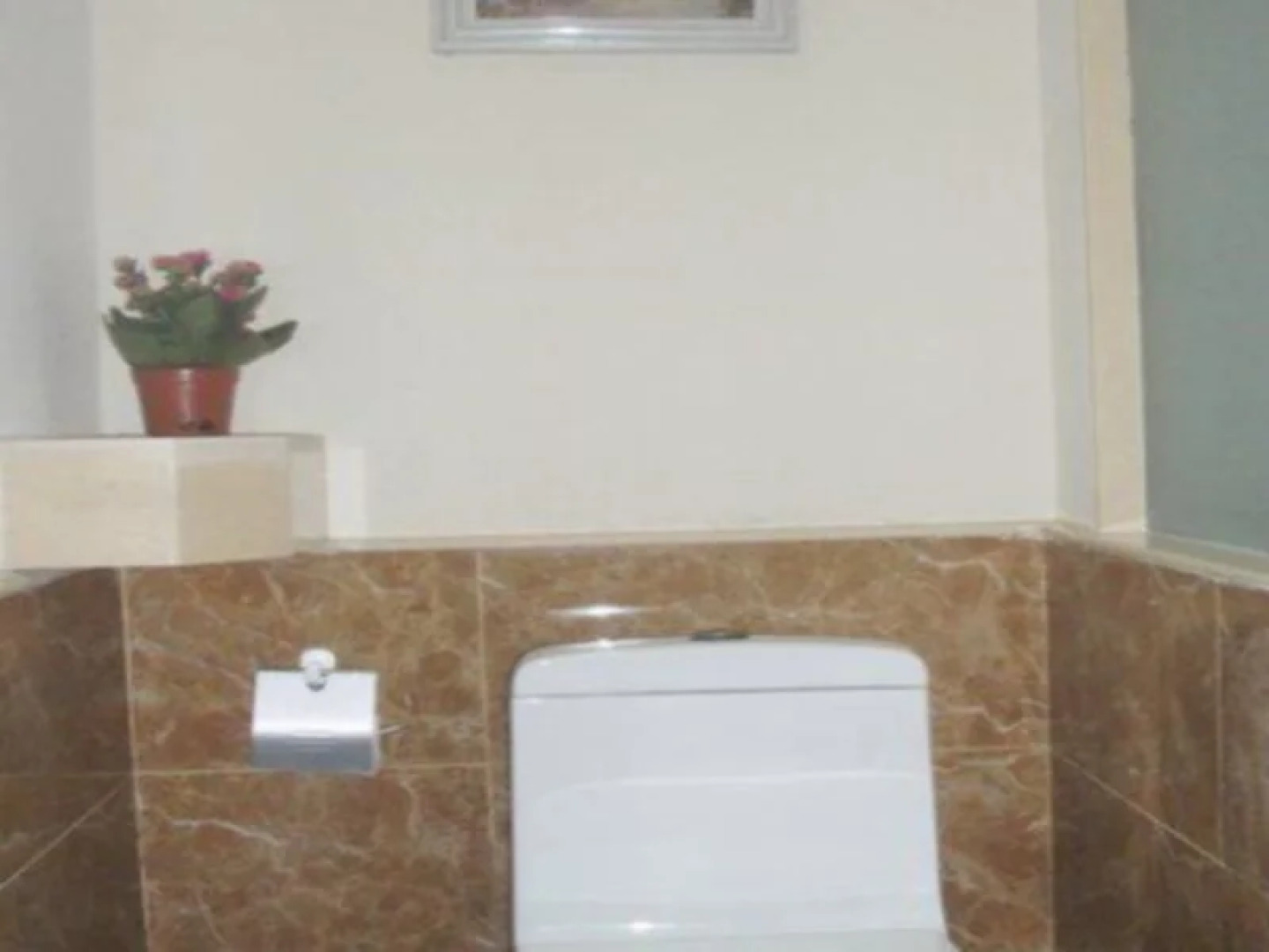 Kaifeng Dong Jing International Business Hotel